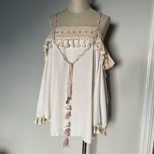 Luxe Moda cream boho off the shoulder flowy top size XL
